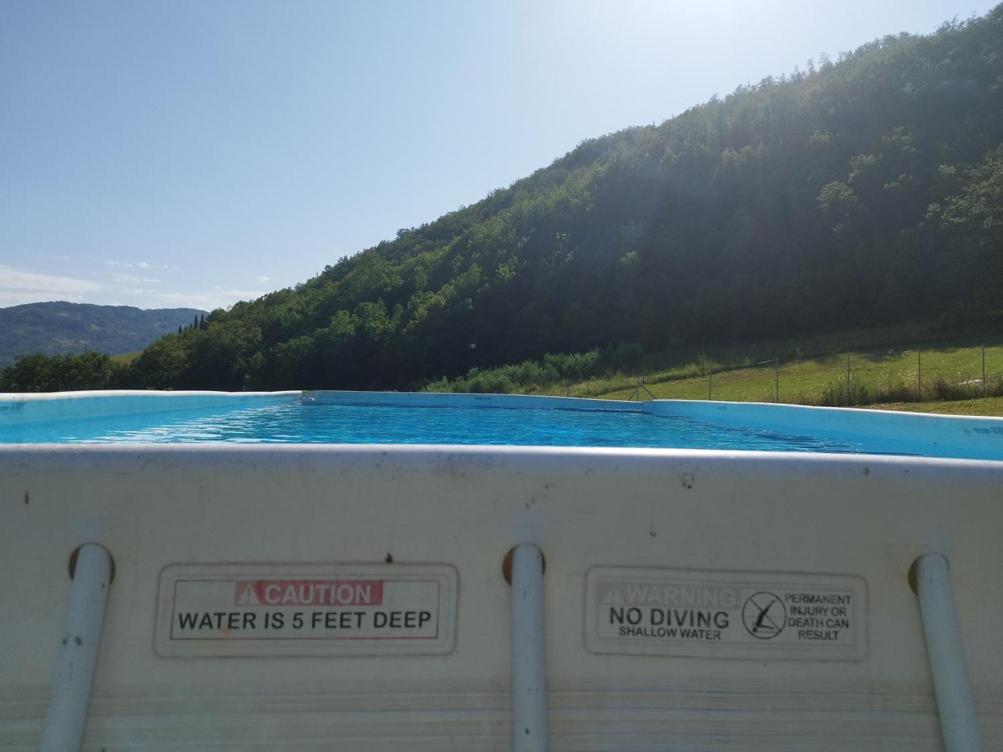 Agriturismo Le Cascine Кастель-ди-Тора Экстерьер фото